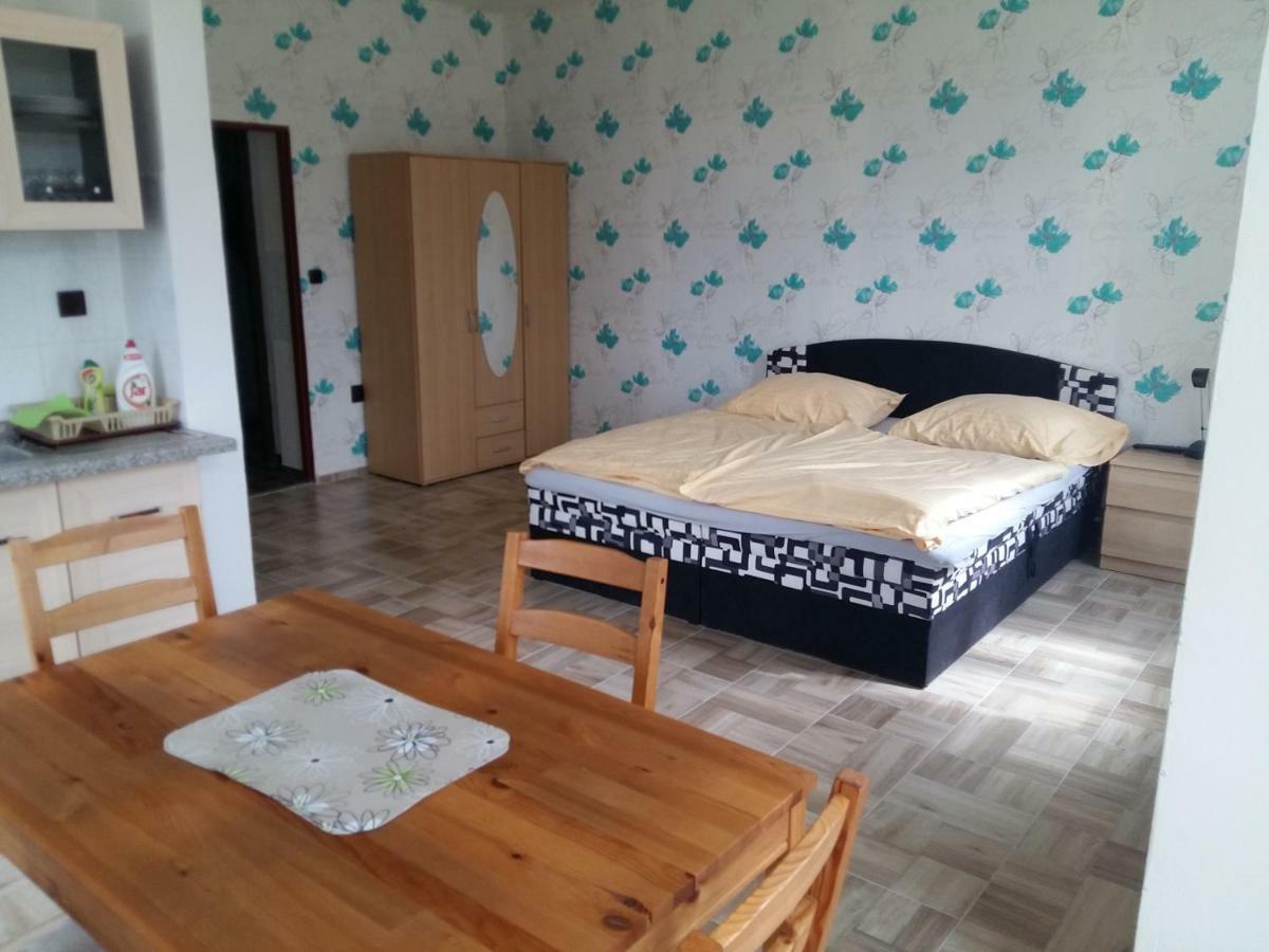 Penzion Jungmannova Šluknov Exterior foto